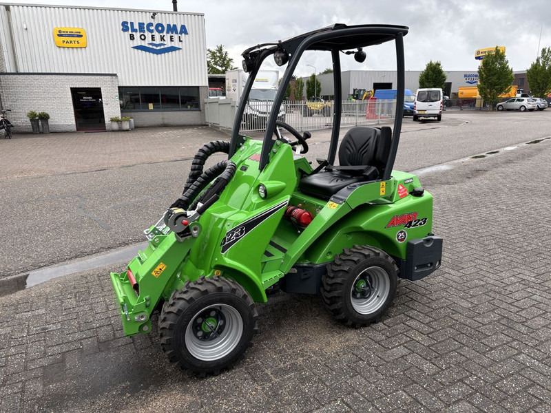 Avant 423 TDL - Máy xúc lật bánh lốp: hình 1 Avant 423 TDL - Máy xúc lật bánh lốp: hình 1