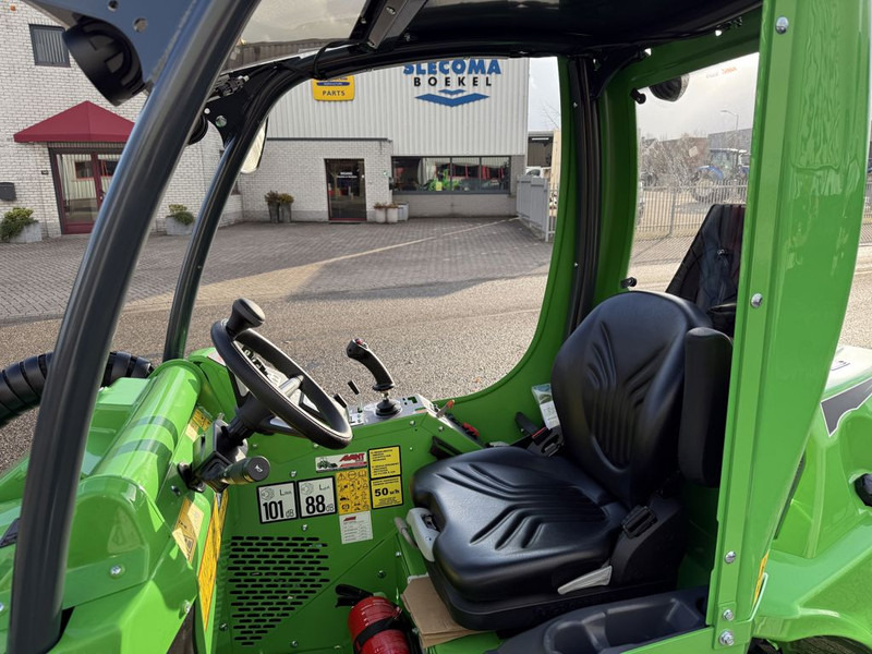 Avant 860i TDL+ - Máy xúc lật bánh lốp: hình 5 Avant 860i TDL+ - Máy xúc lật bánh lốp: hình 5