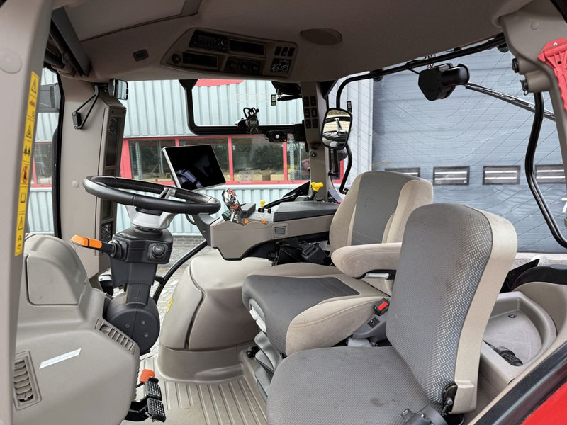 Case IH Maxxum 150 CVX Stage V - Máy cày: hình 5 Case IH Maxxum 150 CVX Stage V - Máy cày: hình 5