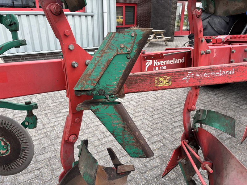 Cày Kverneland LB100 4-Schaar Ploeg met Vorenpakker: hình 7