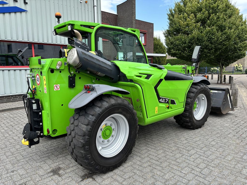 Merlo TF42.7-145 CVTRONIC - Xe nhấc hình viễn vọng kính: hình 3 Merlo TF42.7-145 CVTRONIC - Xe nhấc hình viễn vọng kính: hình 3
