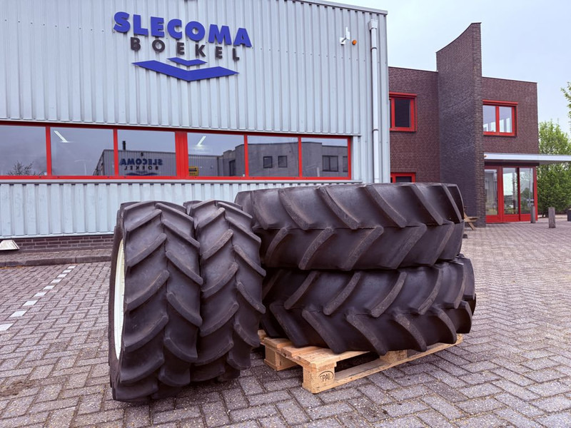 Mitas 420/70R30 & 300/70R20 Compl wheel - Lốp và vành: hình 1 Mitas 420/70R30 & 300/70R20 Compl wheel - Lốp và vành: hình 1
