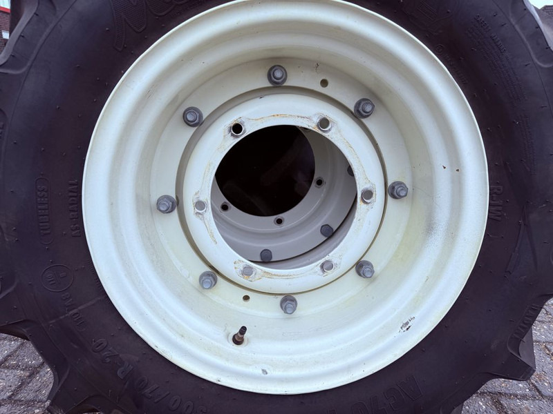 Mitas 420/70R30 & 300/70R20 Compl wheel - Lốp và vành: hình 3 Mitas 420/70R30 & 300/70R20 Compl wheel - Lốp và vành: hình 3