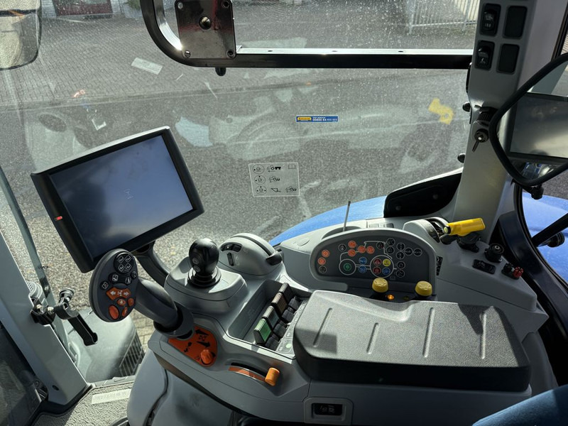 Cho thuê New Holland T7.210 AC Stage V + TL770 Voorlader New Holland T7.210 AC Stage V + TL770 Voorlader: hình 6