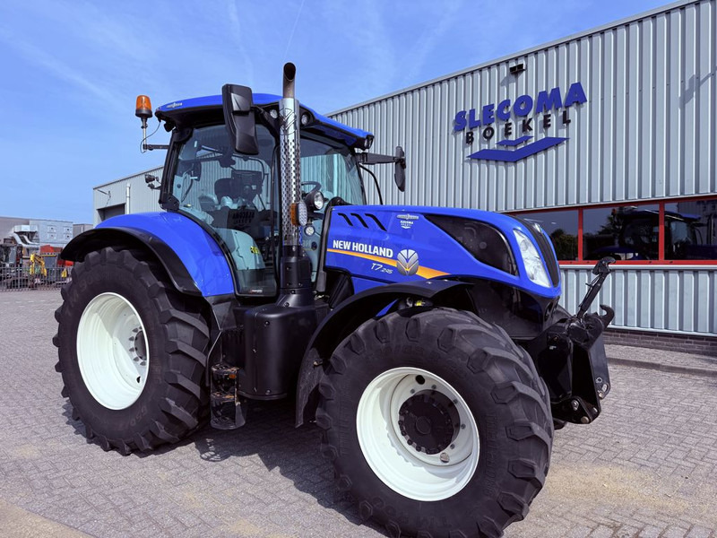 New Holland T7.245 AC STAGE V - Máy cày: hình 2 New Holland T7.245 AC STAGE V - Máy cày: hình 2