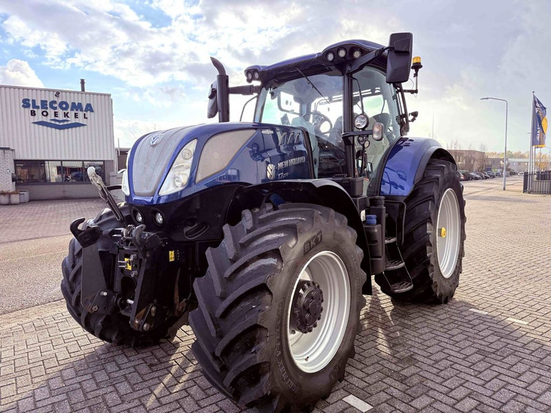 New Holland T7.270 AC Stage V Blue Power - Máy cày: hình 1 New Holland T7.270 AC Stage V Blue Power - Máy cày: hình 1