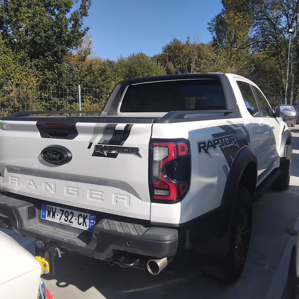 FORD RANGER RAPTOR - Xe bán tải: hình 4 FORD RANGER RAPTOR - Xe bán tải: hình 4