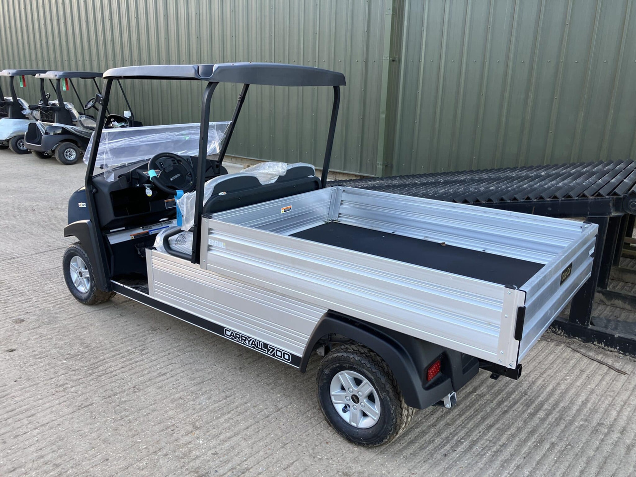 Club Car Carryall 700 w/ Li-Ion Battery - ATV/ Xe 4 bánh: hình 3 Club Car Carryall 700 w/ Li-Ion Battery - ATV/ Xe 4 bánh: hình 3