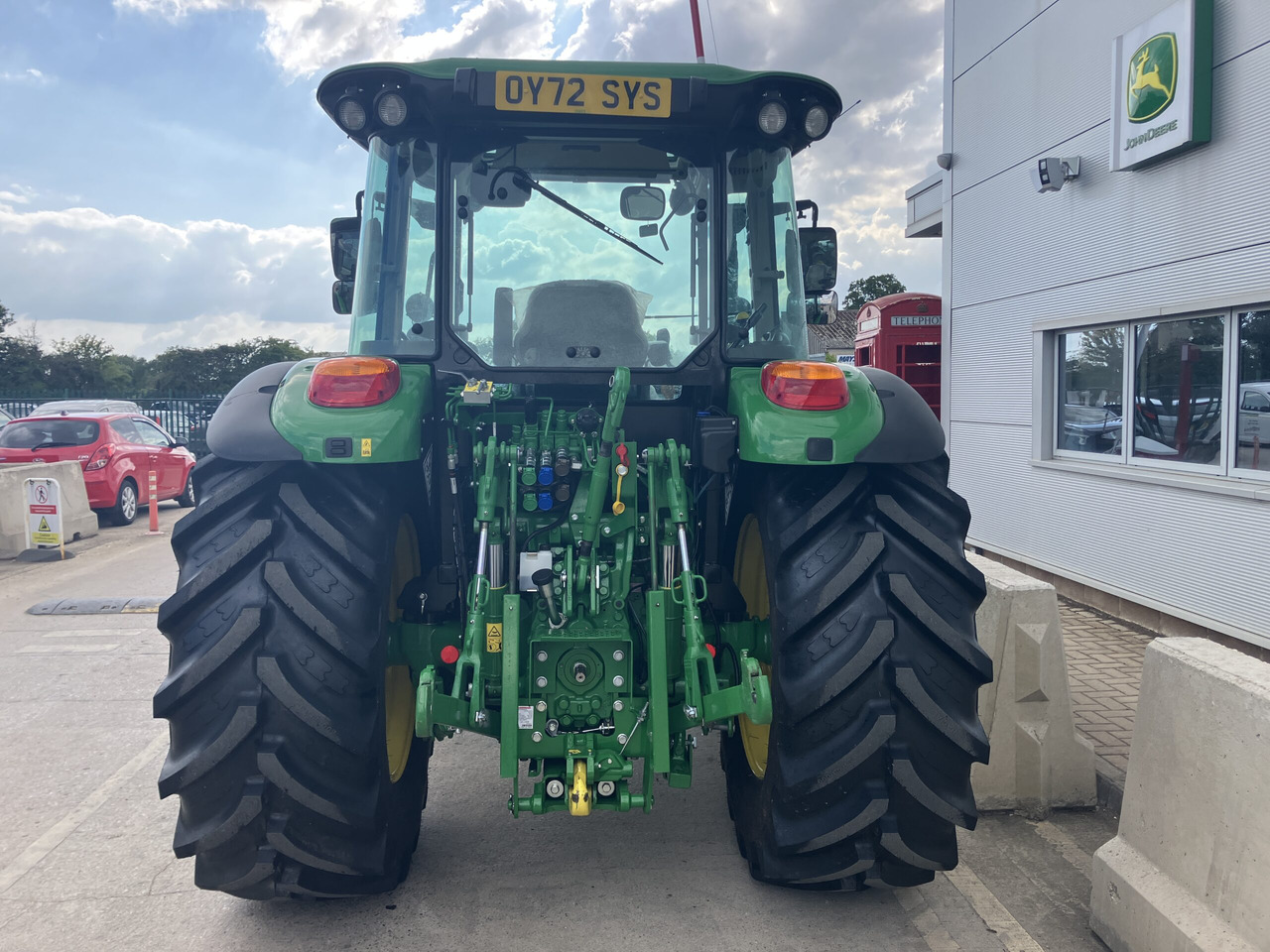 John Deere 5115M - Máy cày: hình 4 John Deere 5115M - Máy cày: hình 4