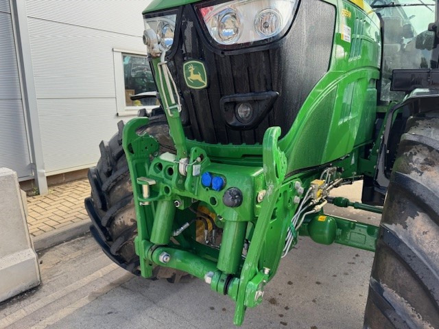 John Deere 6155M - Máy cày: hình 3 John Deere 6155M - Máy cày: hình 3