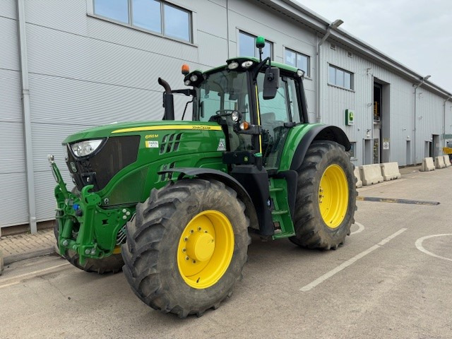 John Deere 6155M - Máy cày: hình 1 John Deere 6155M - Máy cày: hình 1