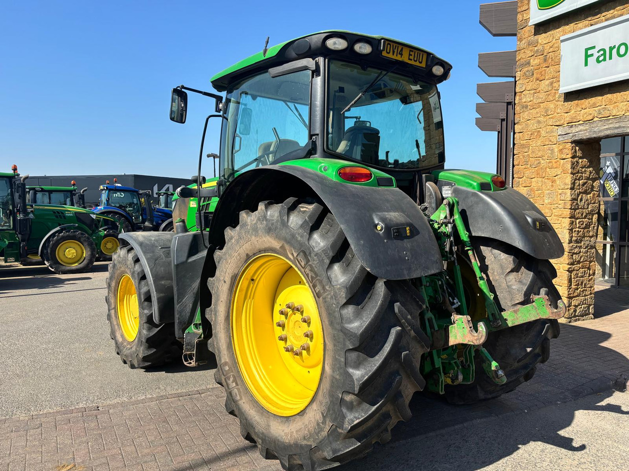 John Deere 6190R - Máy cày: hình 2 John Deere 6190R - Máy cày: hình 2