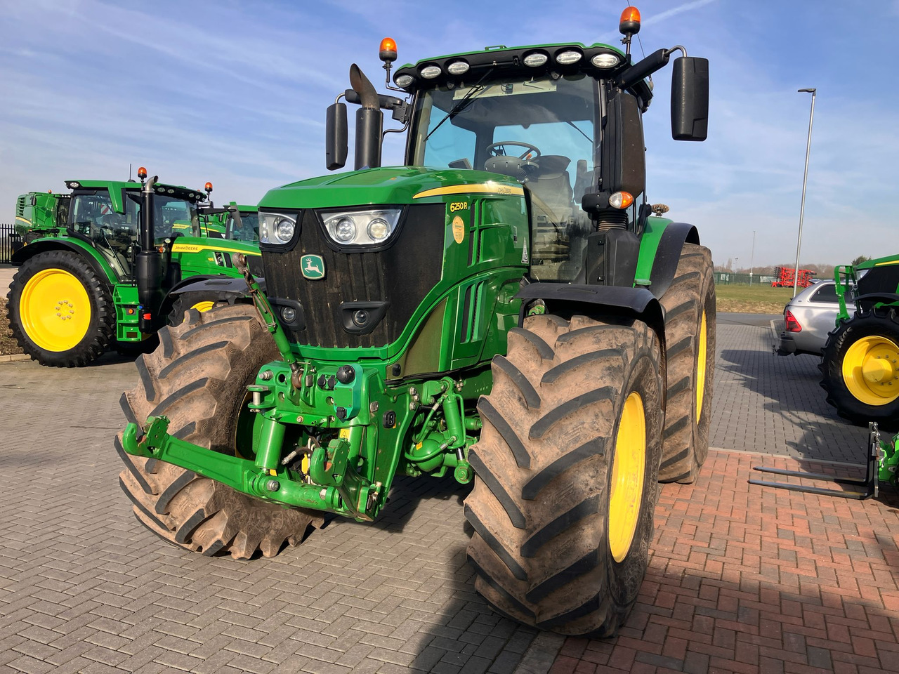 Máy cày John Deere 6250R: hình 7