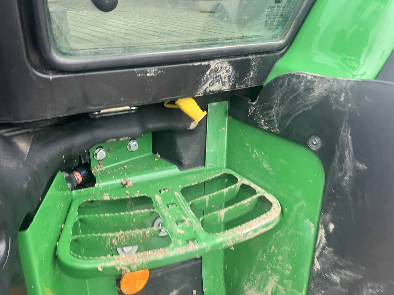 Cho thuê  John Deere 6R 130 John Deere 6R 130: hình 9