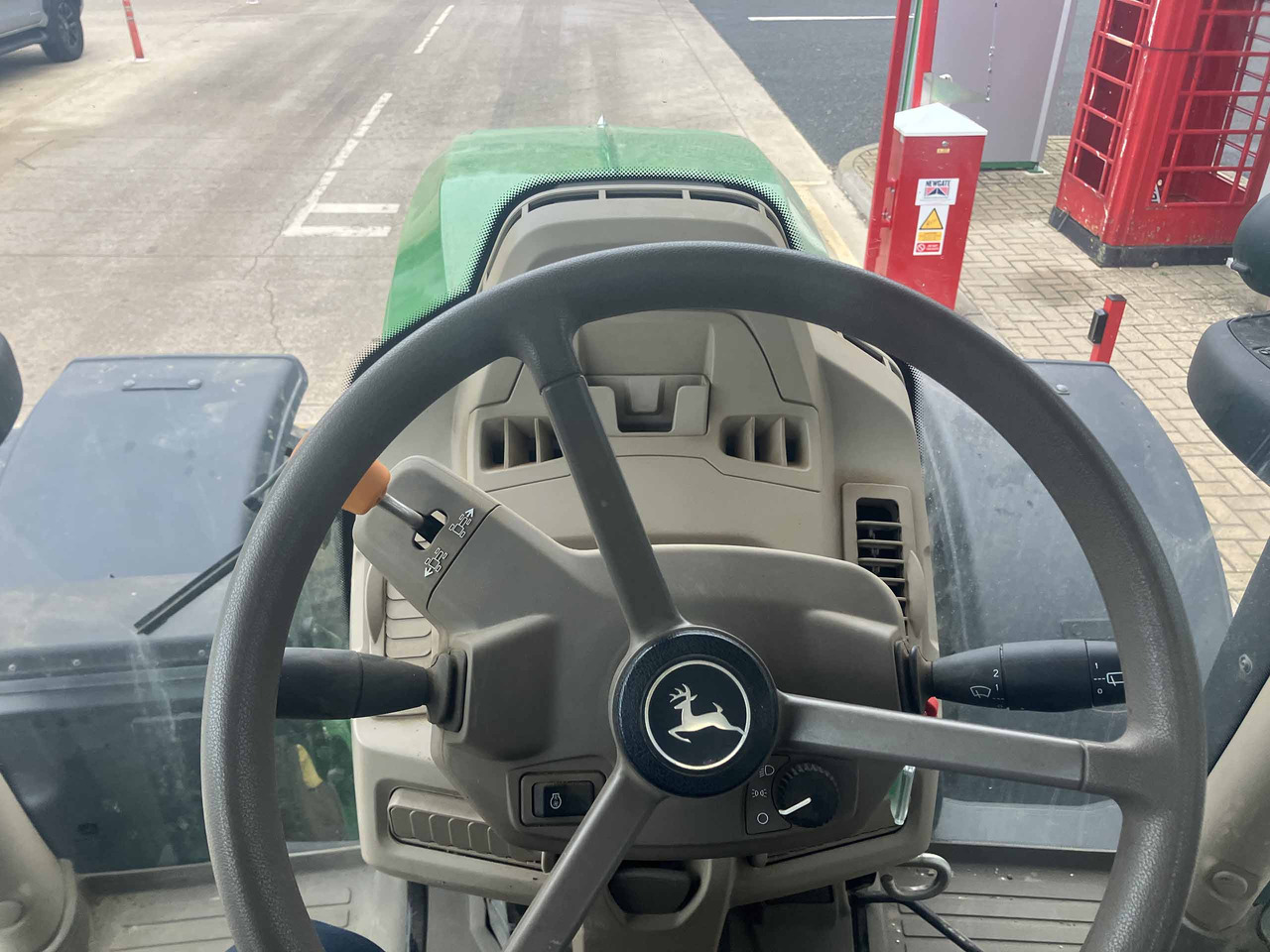 Cho thuê  John Deere 6R 130 John Deere 6R 130: hình 14