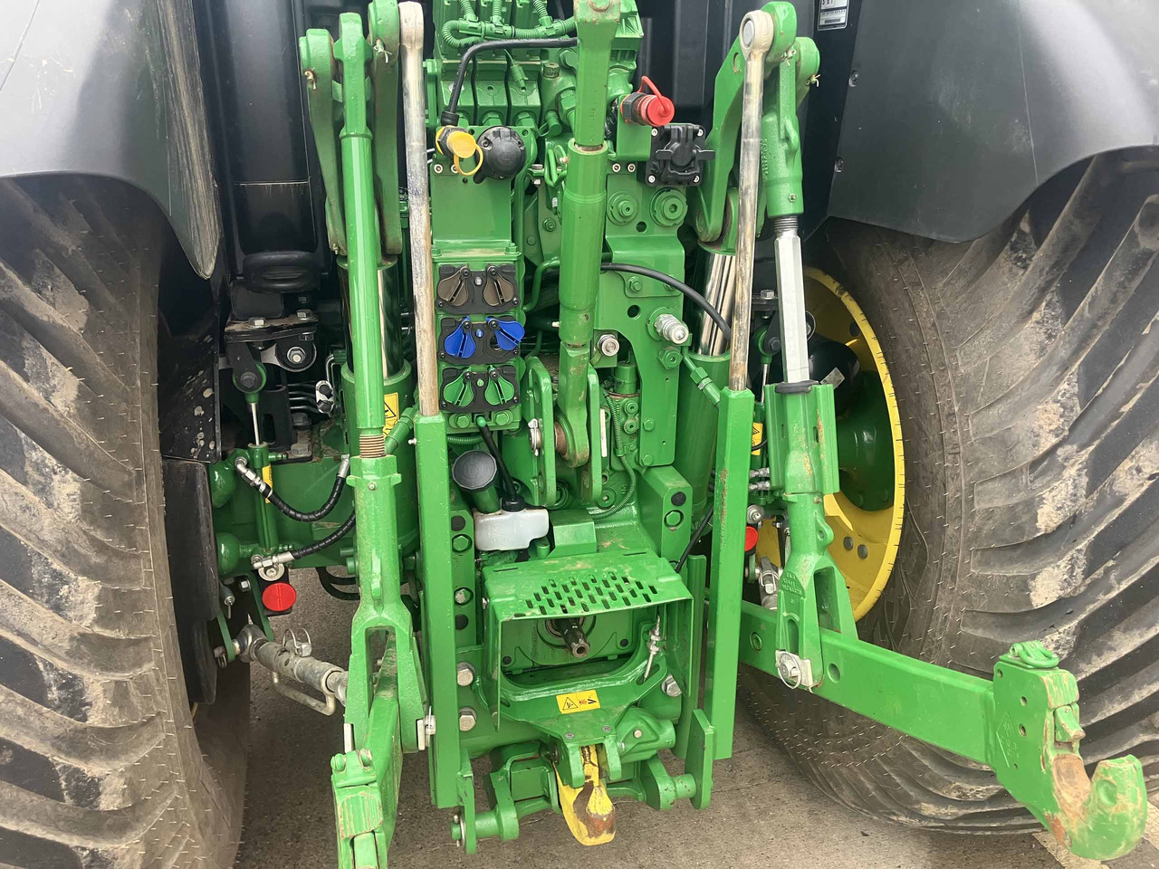 Cho thuê  John Deere 6R 130 John Deere 6R 130: hình 10
