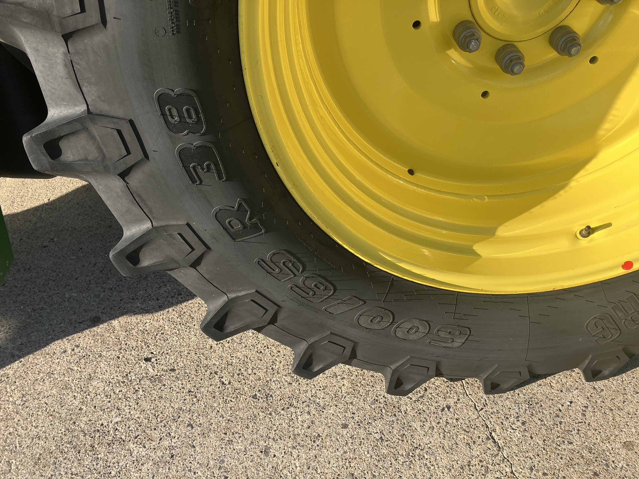 Máy cày John Deere 6R 150 & 623R Loader: hình 13