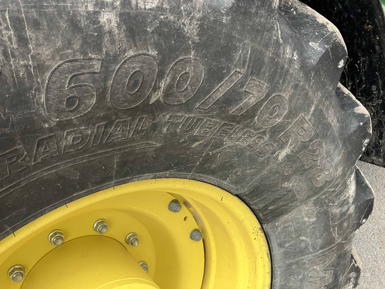 Cho thuê  John Deere 6R 215 John Deere 6R 215: hình 11 Cho thuê  John Deere 6R 215 John Deere 6R 215: hình 11