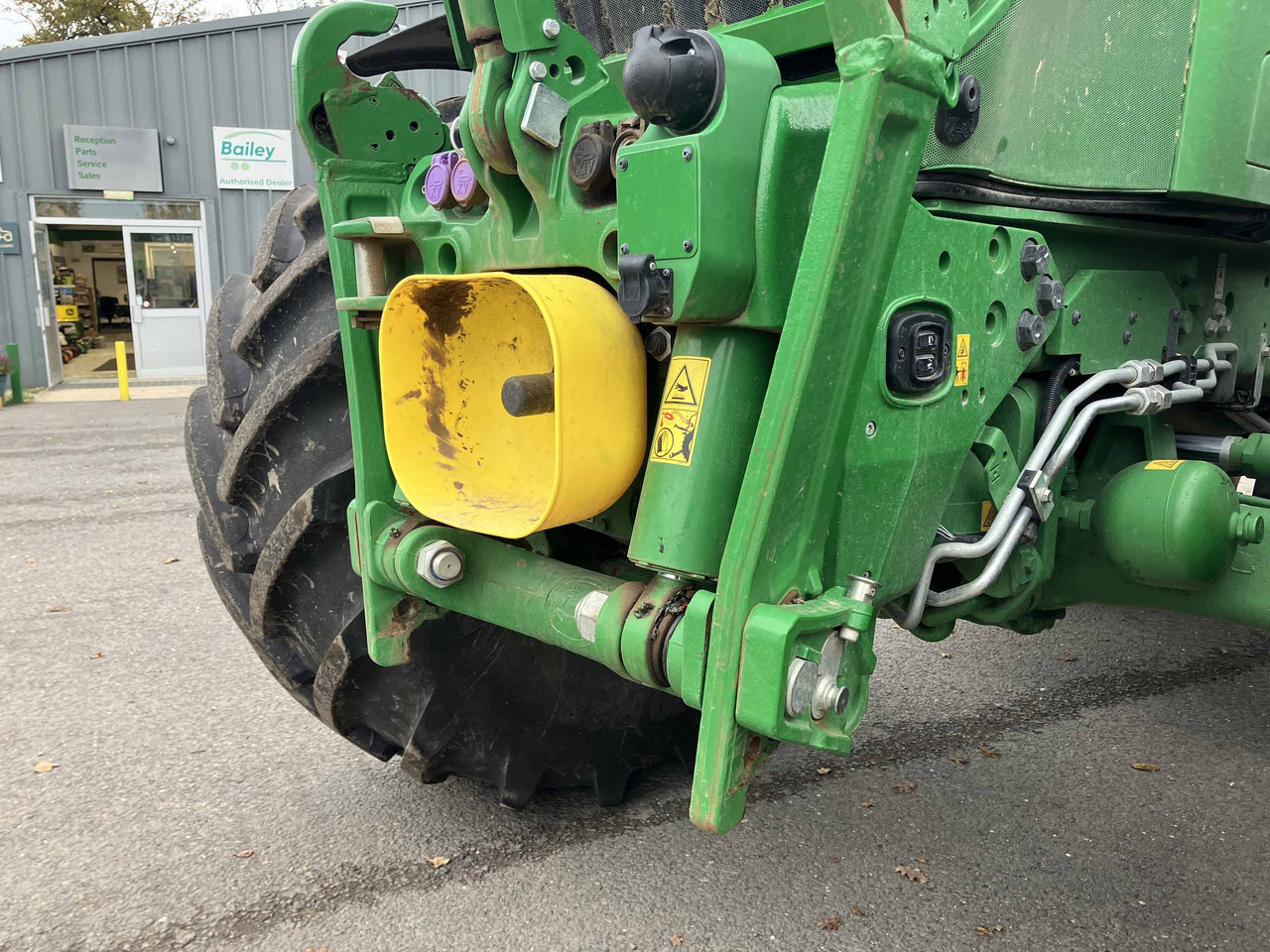 Cho thuê  John Deere 6R 215 John Deere 6R 215: hình 9 Cho thuê  John Deere 6R 215 John Deere 6R 215: hình 9