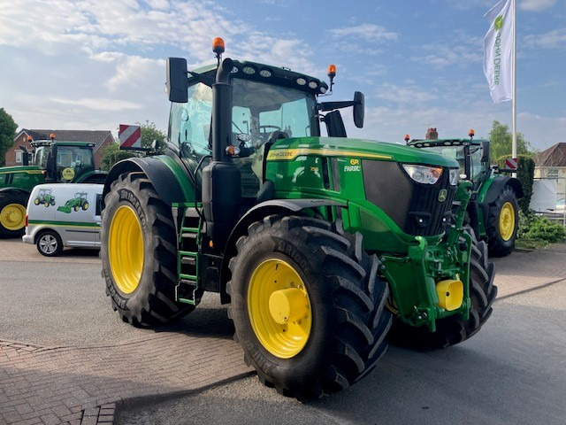 John Deere 6R 250 - Máy cày: hình 4 John Deere 6R 250 - Máy cày: hình 4