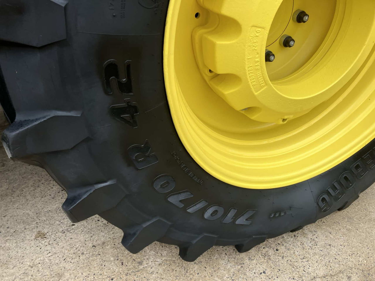 Cho thuê  John Deere 7R 310 John Deere 7R 310: hình 13