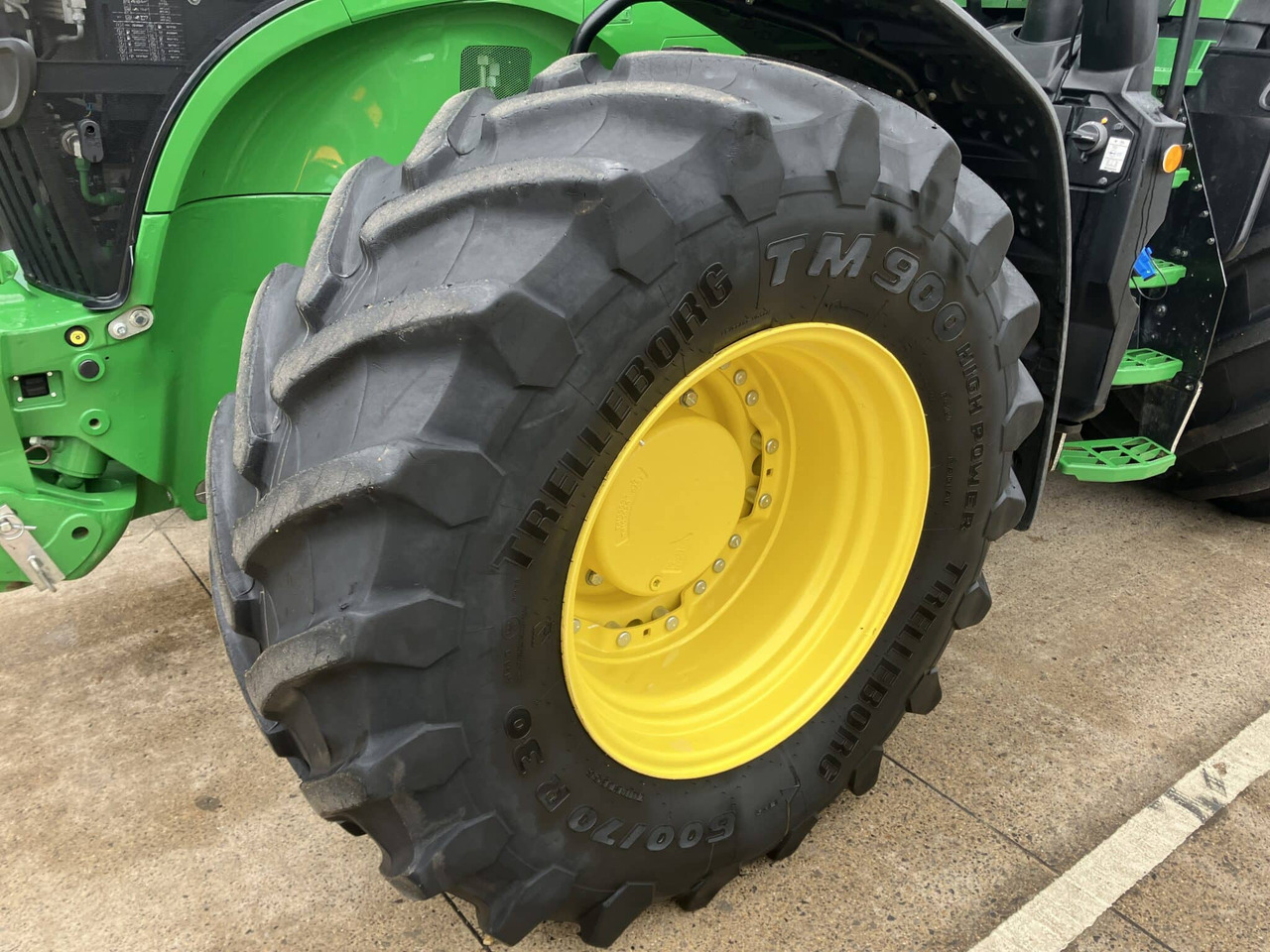 Cho thuê  John Deere 7R 310 John Deere 7R 310: hình 10