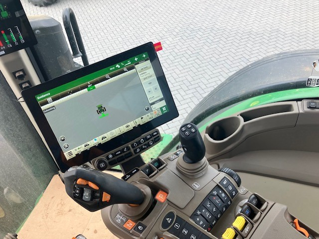 Máy cày John Deere 8R 370: hình 9