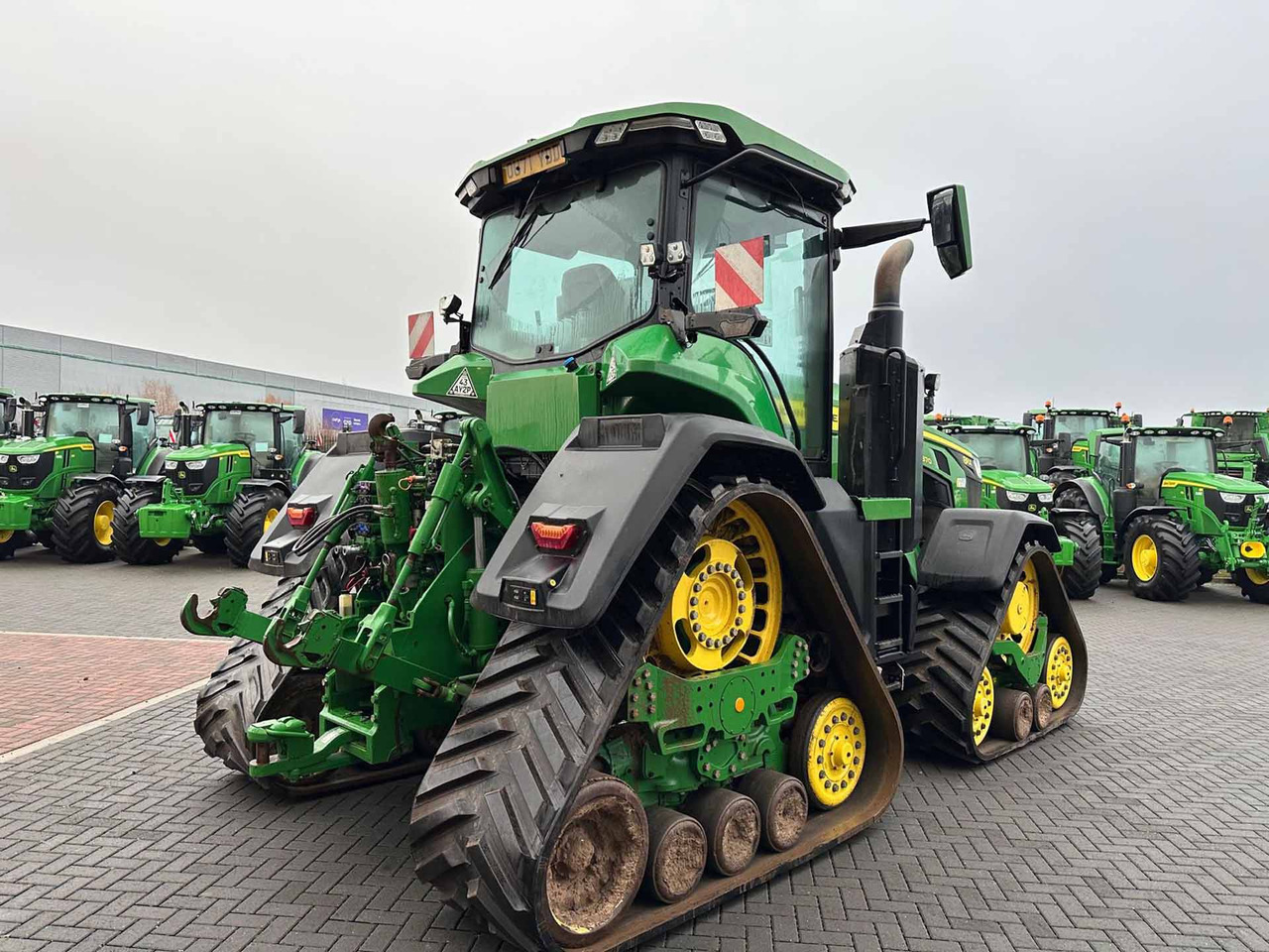 John Deere 8RX 370 - Máy cày: hình 4 John Deere 8RX 370 - Máy cày: hình 4