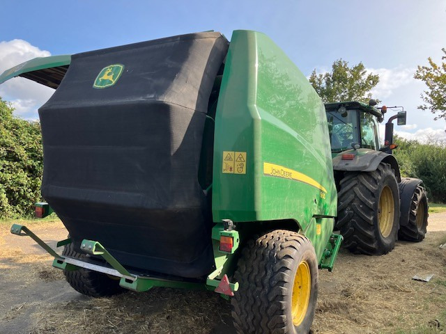 John Deere 960 - Trang thiết bị dàn trải: hình 3 John Deere 960 - Trang thiết bị dàn trải: hình 3