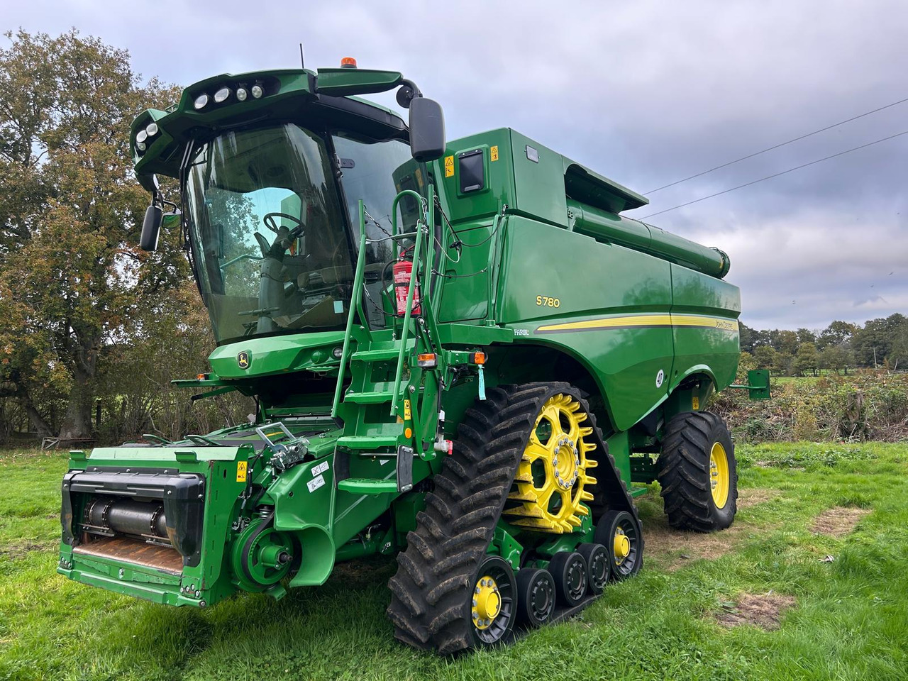 John Deere S780 - Máy gặt đập: hình 1 John Deere S780 - Máy gặt đập: hình 1