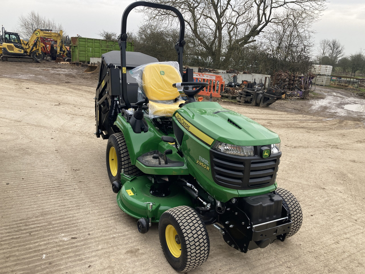 Máy cắt cỏ vườn mới John Deere X950R ride on cut and collect mower: hình 6