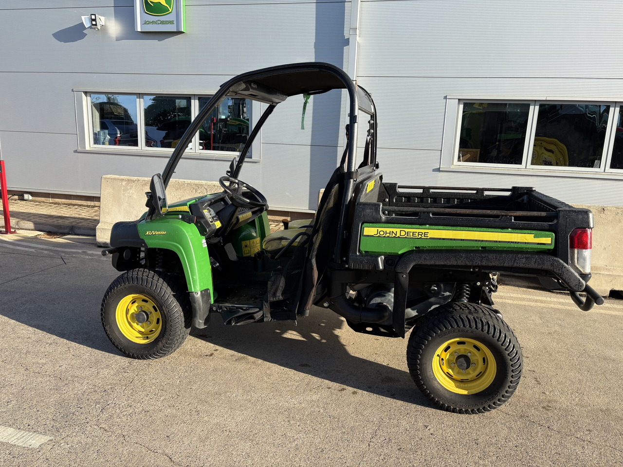 John Deere XUV855M Gator - ATV/ Xe 4 bánh: hình 2 John Deere XUV855M Gator - ATV/ Xe 4 bánh: hình 2