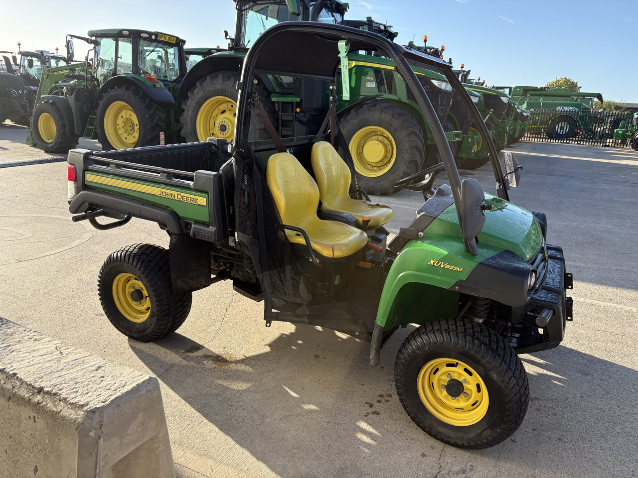 John Deere XUV855M Gator - ATV/ Xe 4 bánh: hình 2 John Deere XUV855M Gator - ATV/ Xe 4 bánh: hình 2