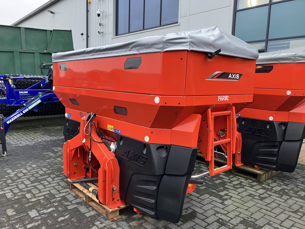 Kuhn Axis 50.2 M-ECW - Máy rải phân bón: hình 4 Kuhn Axis 50.2 M-ECW - Máy rải phân bón: hình 4