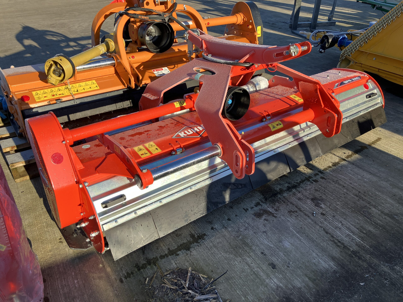 Kuhn BPR 280 - Dàn băm cỏ/ Mulcher: hình 2 Kuhn BPR 280 - Dàn băm cỏ/ Mulcher: hình 2