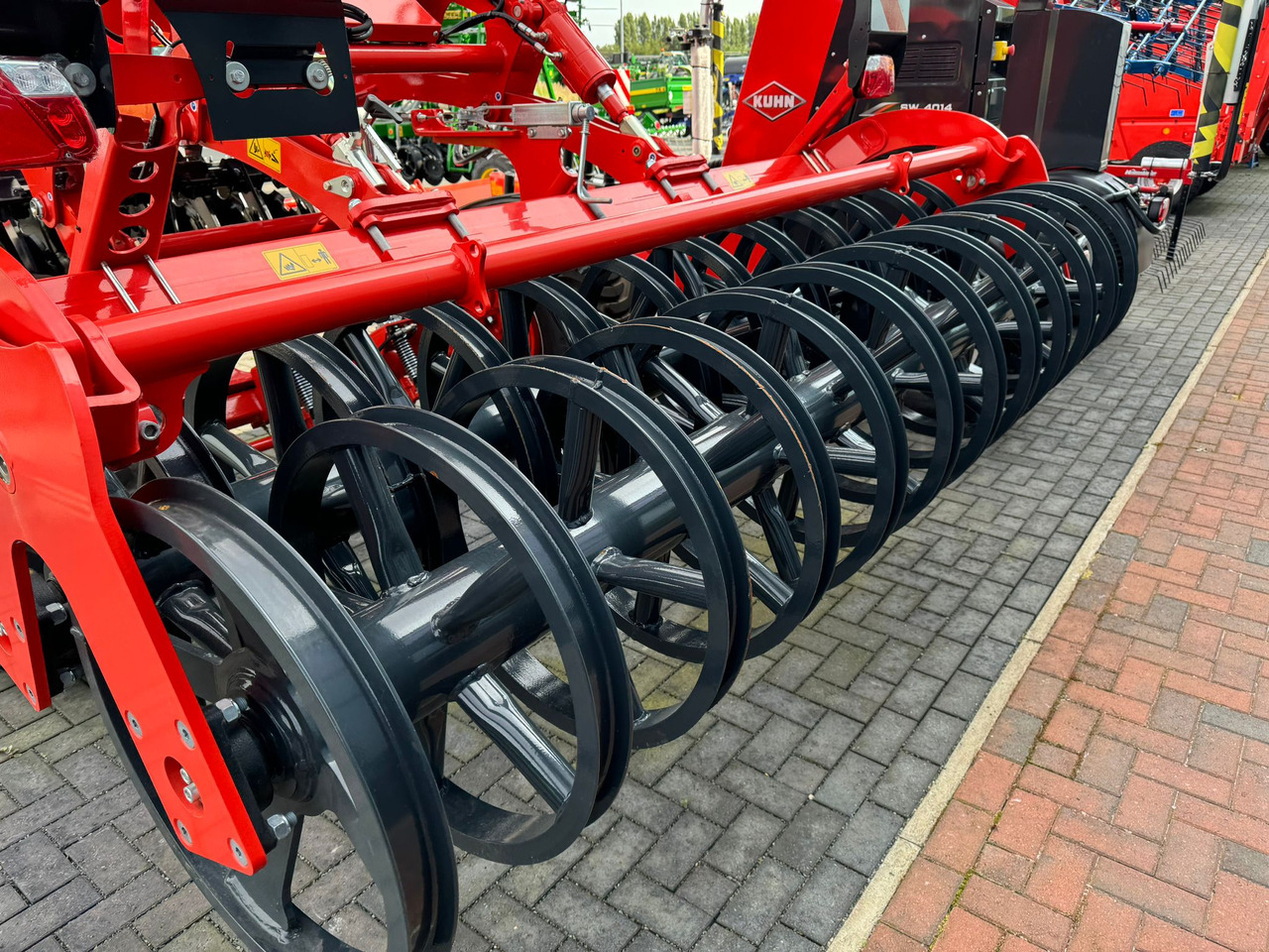 Kuhn Optimer L6000 - Thiết bị xới đất: hình 2 Kuhn Optimer L6000 - Thiết bị xới đất: hình 2