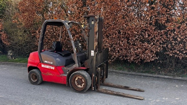 MANITOU MI30D - Xe nâng diesel: hình 4 MANITOU MI30D - Xe nâng diesel: hình 4