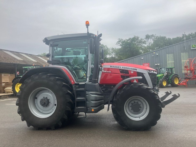 Massey Ferguson 8S.245 - Máy cày: hình 3 Massey Ferguson 8S.245 - Máy cày: hình 3