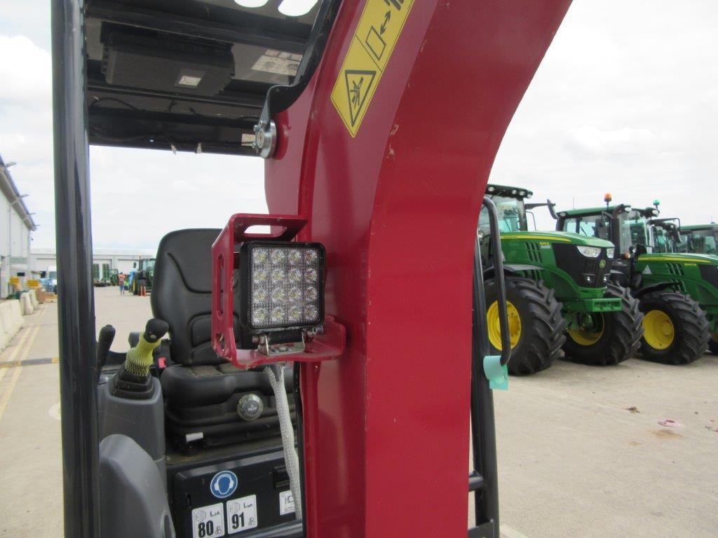 Máy xúc YANMAR SV19VT: hình 8