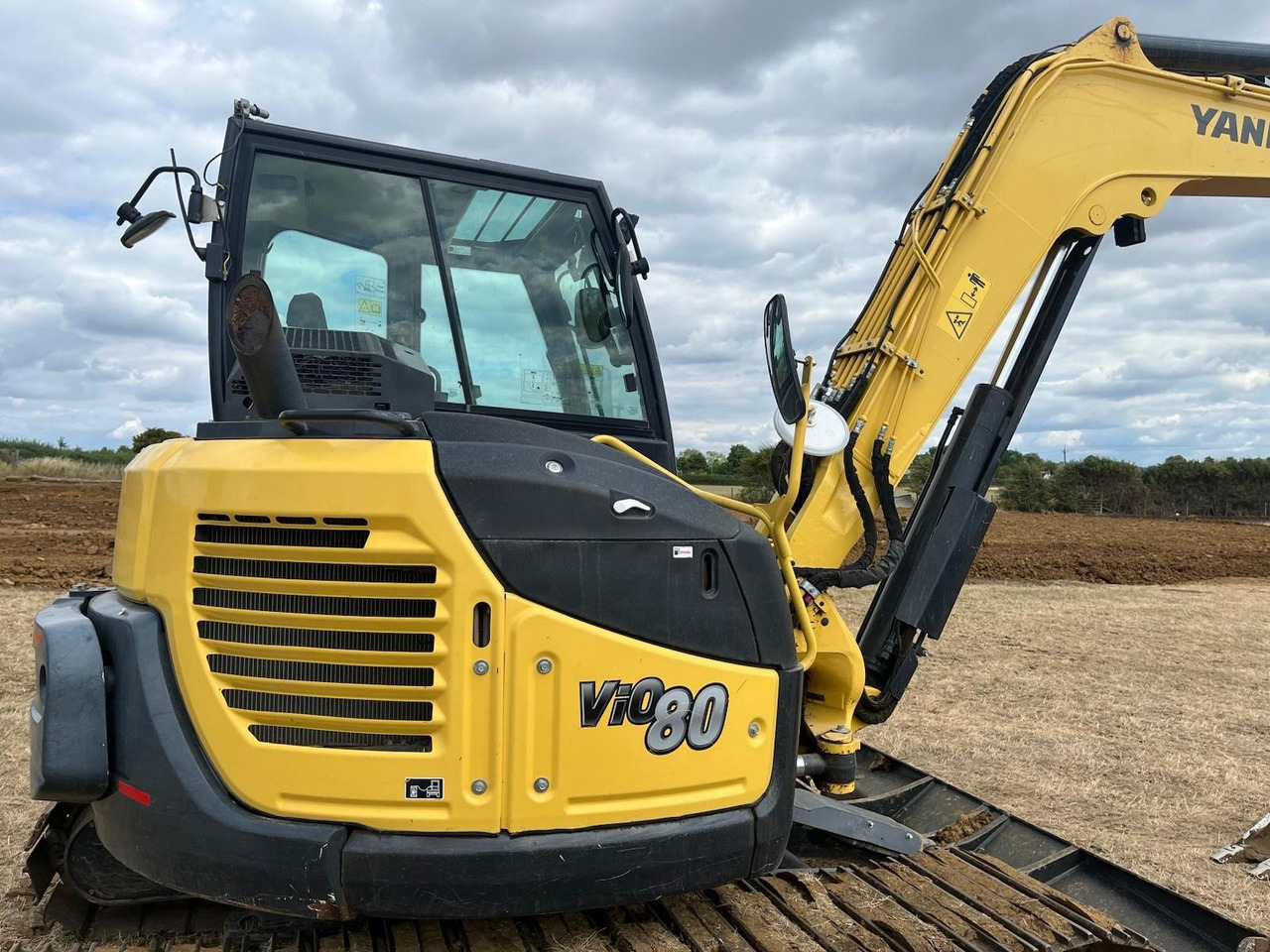 YANMAR VIO80-1A - Máy xúc: hình 5 YANMAR VIO80-1A - Máy xúc: hình 5