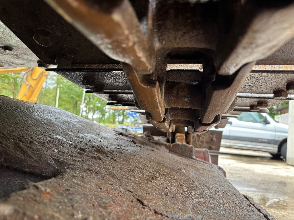 Máy xúc bánh xích Kobelco SK 135: hình 6 Máy xúc bánh xích Kobelco SK 135: hình 6