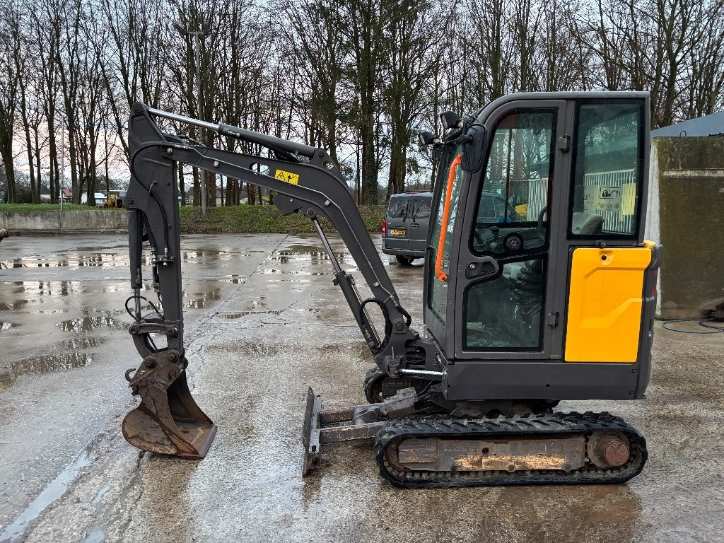 Volvo EC 20 E - Máy xúc mini: hình 1 Volvo EC 20 E - Máy xúc mini: hình 1