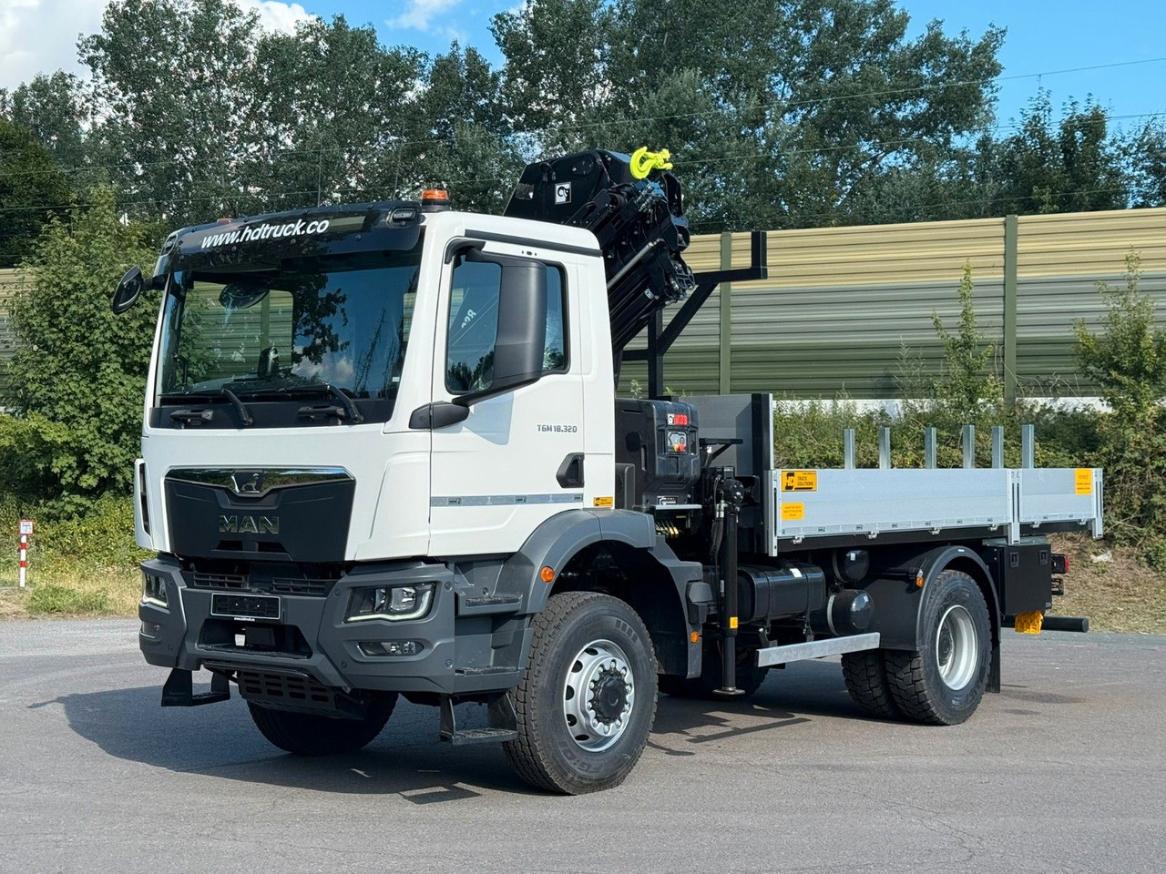 MAN TGM 18.320 4x4 Hiab 228-4 Kran - Xe cẩu tự hành: hình 2 MAN TGM 18.320 4x4 Hiab 228-4 Kran - Xe cẩu tự hành: hình 2