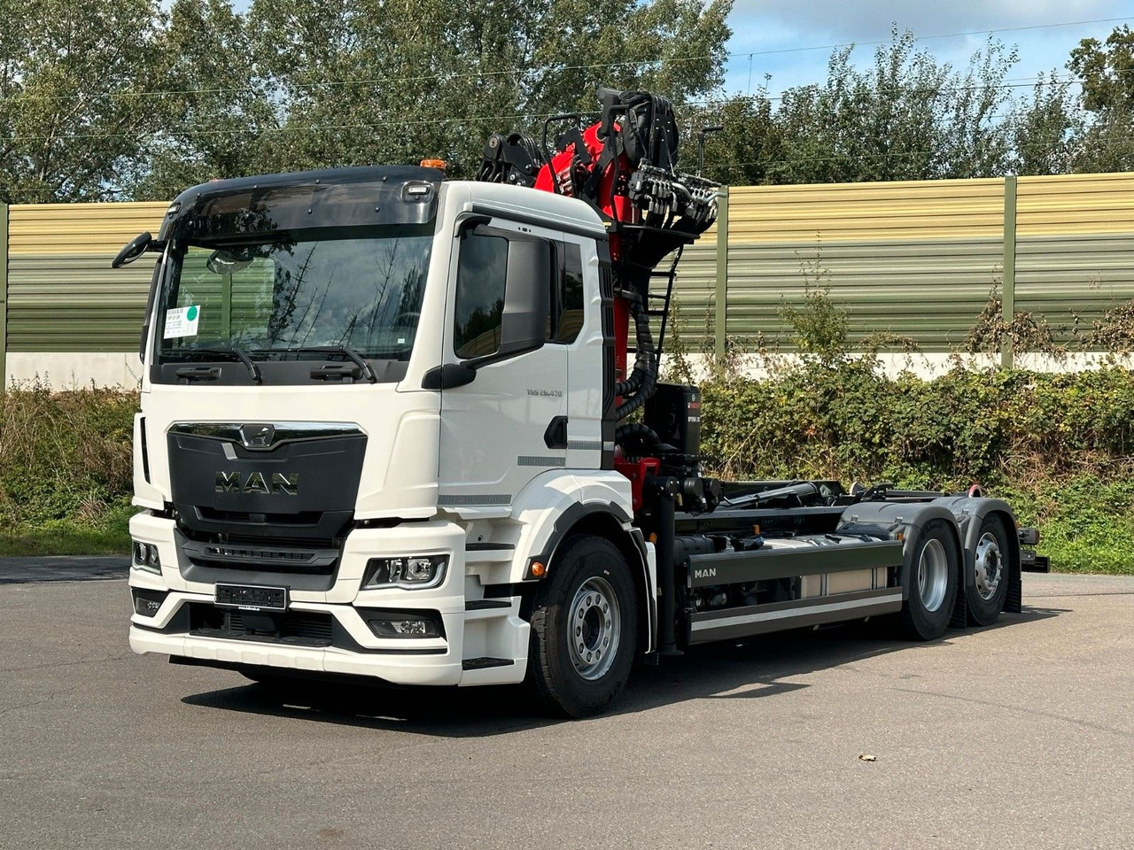 MAN TGS 26.470 6x2 Abrollkipper + Kran EPSILON - Xe tải nâng móc, Xe cẩu tự hành: hình 2 MAN TGS 26.470 6x2 Abrollkipper + Kran EPSILON - Xe tải nâng móc, Xe cẩu tự hành: hình 2