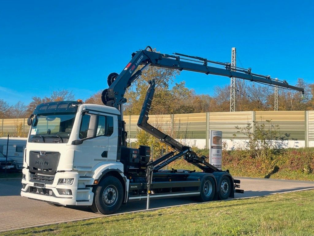 MAN TGS 26.470 6x2 Abrollkipper + Kran Hiab 228-6 - Xe tải nâng móc, Xe cẩu tự hành: hình 1 MAN TGS 26.470 6x2 Abrollkipper + Kran Hiab 228-6 - Xe tải nâng móc, Xe cẩu tự hành: hình 1