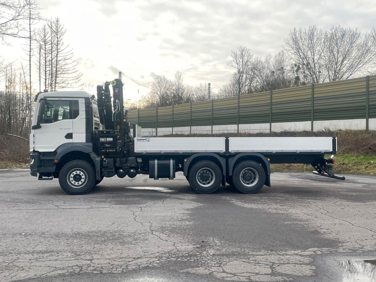 MAN TGS 33.440 6x4 Kran HIAB 138-3 - Xe tải thùng lửng/ Phẳng, Xe cẩu tự hành: hình 4 MAN TGS 33.440 6x4 Kran HIAB 138-3 - Xe tải thùng lửng/ Phẳng, Xe cẩu tự hành: hình 4