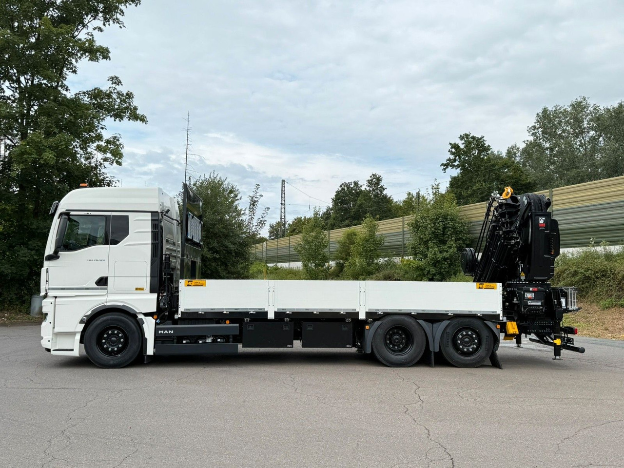 MAN TGX 26.520 TG3 Retarder / 6X2 Hiab 548 E 8 - Xe cẩu tự hành: hình 4 MAN TGX 26.520 TG3 Retarder / 6X2 Hiab 548 E 8 - Xe cẩu tự hành: hình 4