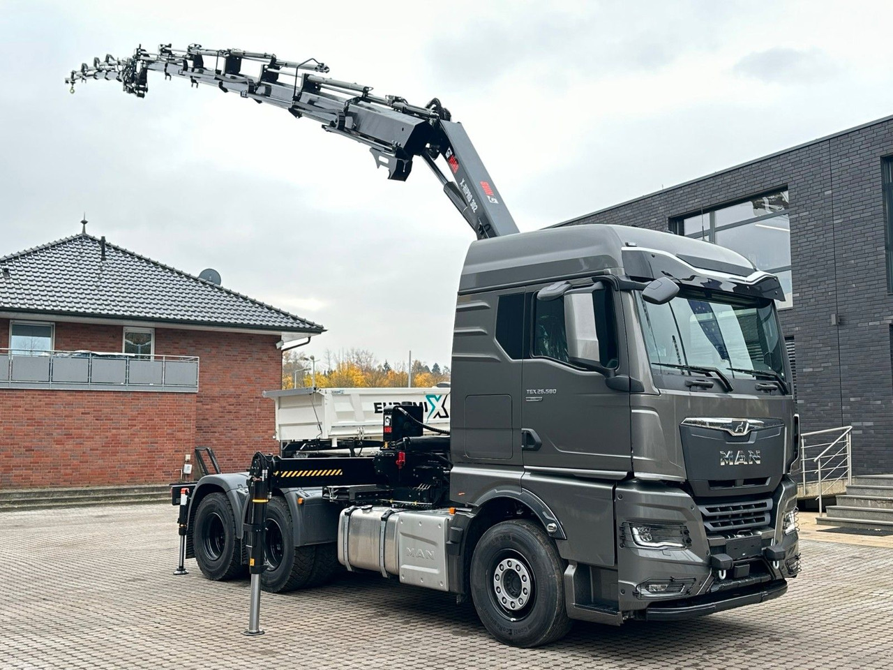 MAN TGX 26.580 6x4 Kran Hiab 302-6 + Jib-4 - Xe cẩu tự hành: hình 5 MAN TGX 26.580 6x4 Kran Hiab 302-6 + Jib-4 - Xe cẩu tự hành: hình 5