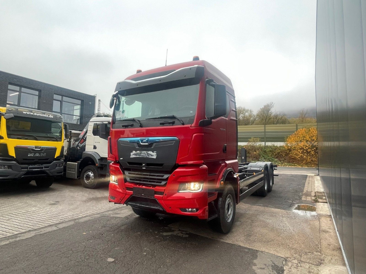MAN TGX 33.510 6X4 BL - Xe tải khung gầm: hình 4 MAN TGX 33.510 6X4 BL - Xe tải khung gầm: hình 4