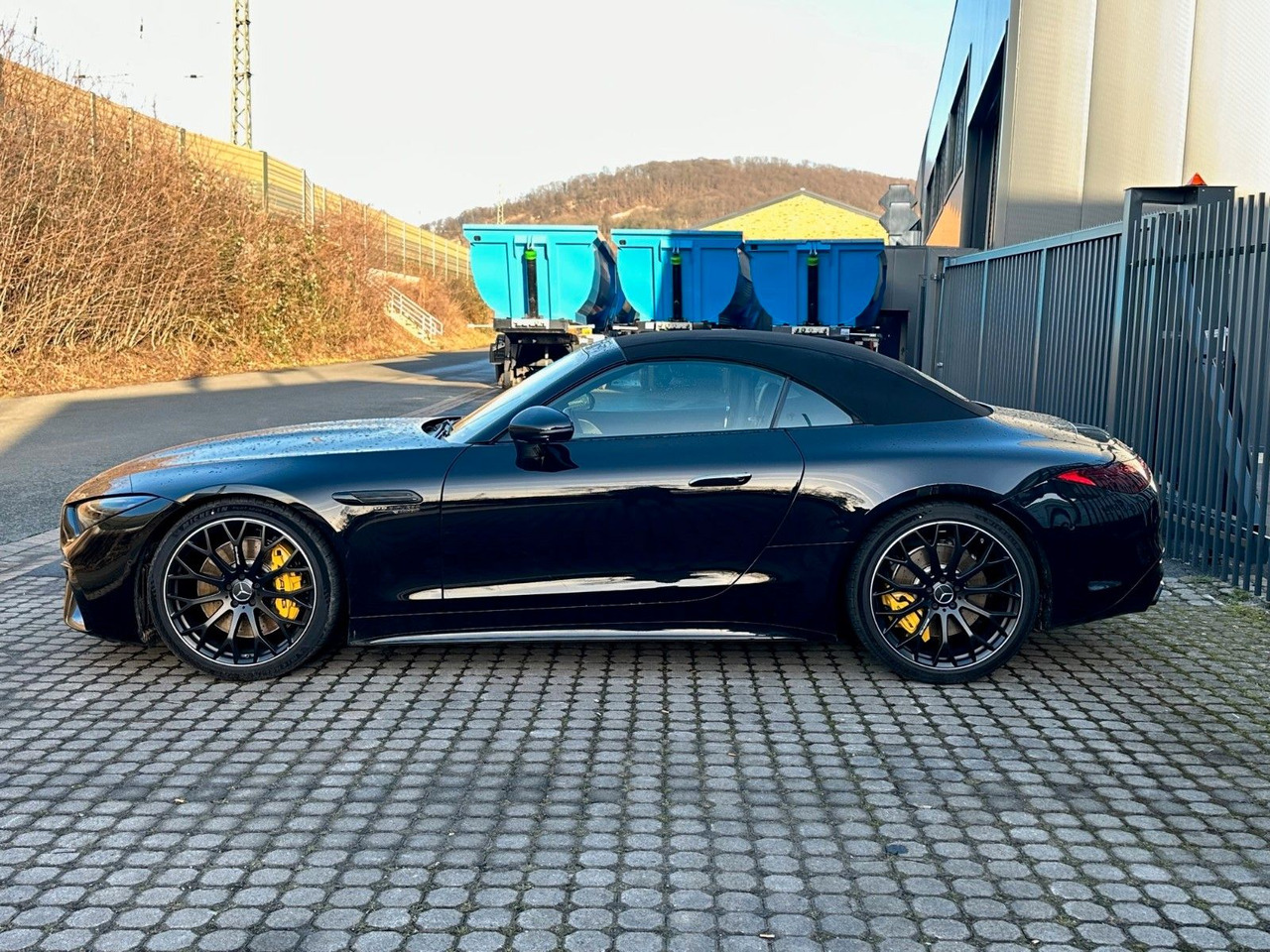 Mercedes-Benz SL 63 AMG Mercedes-AMG SL 63 4MATIC+ - Xe hơi: hình 2 Mercedes-Benz SL 63 AMG Mercedes-AMG SL 63 4MATIC+ - Xe hơi: hình 2